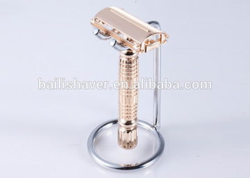 Custom safety razor with shaving razor stands