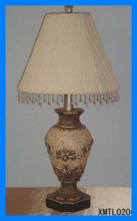 China Manufactory supply modern home furniture handicrafts Polyresin indoor lamps