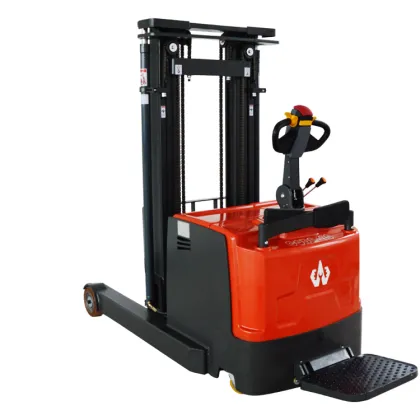 Chinese Factory Direct Sale: Easy Operated Stand-on Electric Reach Truck (Electric Reach Stacker)