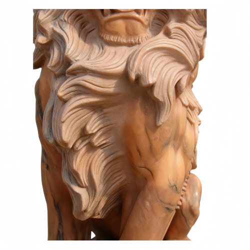 Estátua de mármore de leão alado esculpida à mão