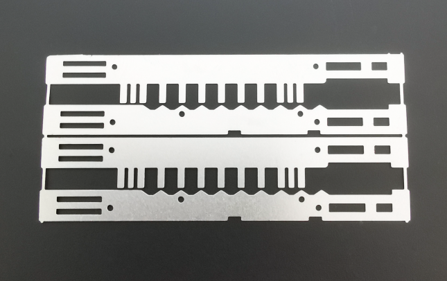 Gravado com 0,125 mm de espessura IC da estrutura de chumbo multi-pinos