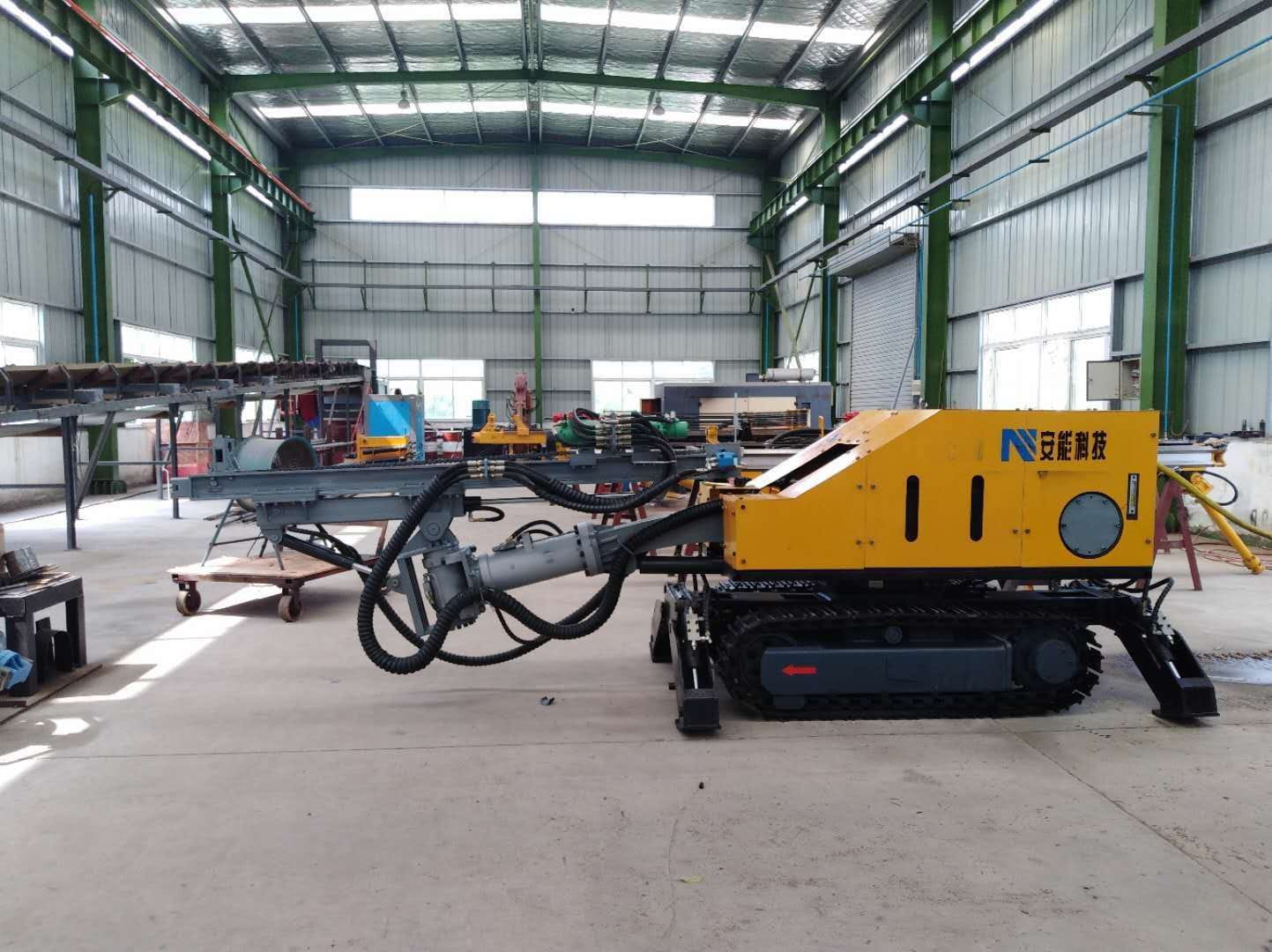 ANZ-45A Mining crawler remote control drilling vehicle