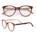 Donna ottica vintage faccia flessibile marcata