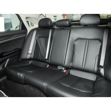 Mid-size Gasoline three box car kia k5