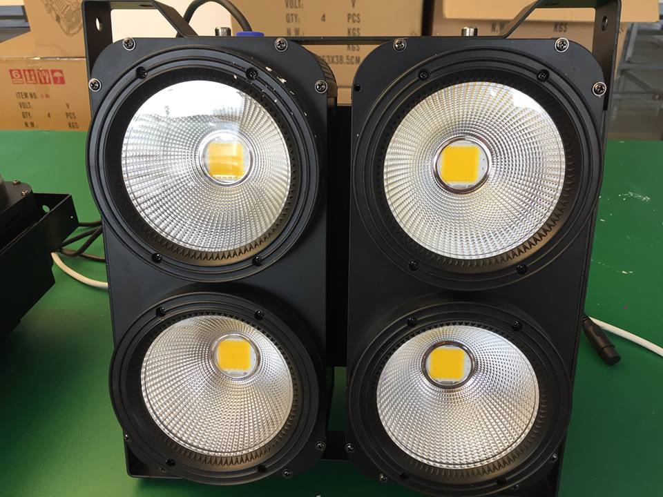 새로운 Blinder 400W COB LED Audience Light