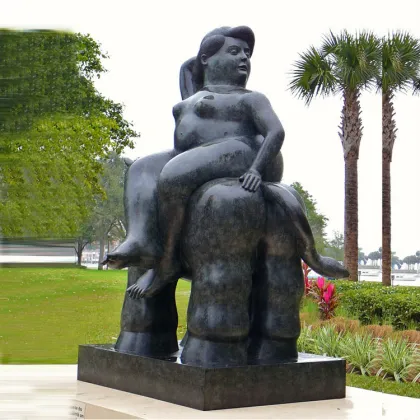 Famous small size interior bronze bruno fat art lady and horse sculpture