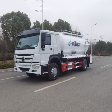 Howo 4x2 8cbm Caminhão de sucção de esgoto