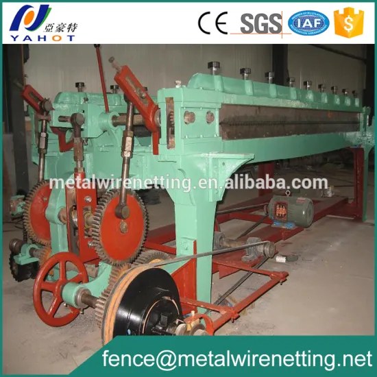 China Automatic Chicken Breeding Wire Mesh Fence Machine