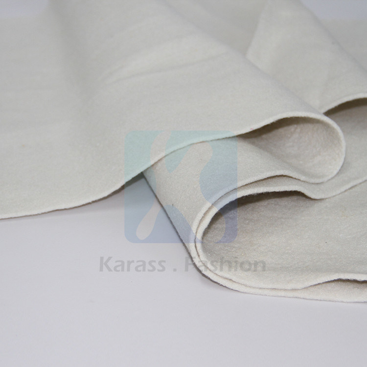 Ruloul de umplutură de bumbac de culoare albă de înaltă calitate pentru matlasare