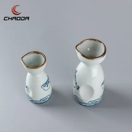 CHAODA Porcelain Wine Pot and Sake Cup Set