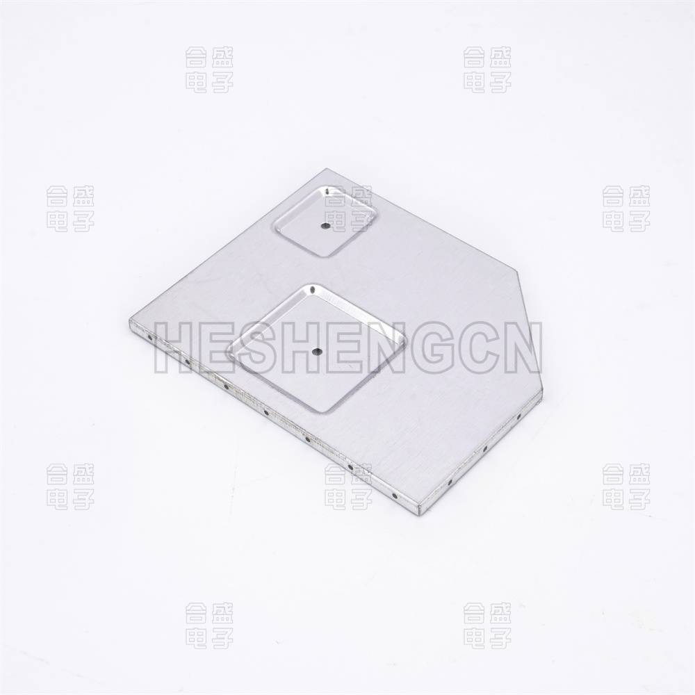 Shielding case 318601510