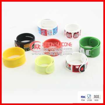 custom cheap promotional silicone gift PAPA Slap wristband