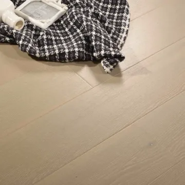 Plancher en bois de parquet en bois d&#39;origine en bois de chêne respectueux de l&#39;environnement