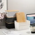 Cestino portaoggetti in plastica intrecciata con coperchio in bambù