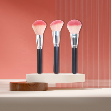 DADA's High-Quality Powder and Contour Brush
