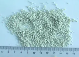 Aluminium alloy refining agent with white and transparent