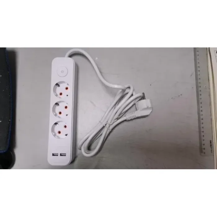 Soket Multi Triple Putih 16A Baru