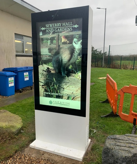 Floor Standing Outdoor Digital Signage