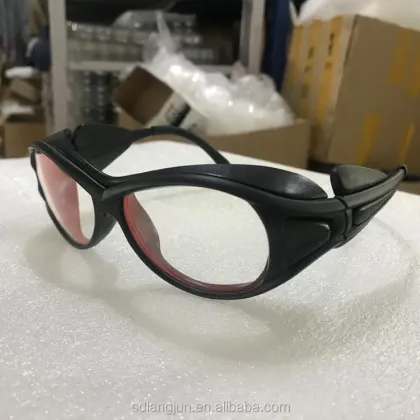 Doctor-Grade Protective Glasses for Beauty Salons