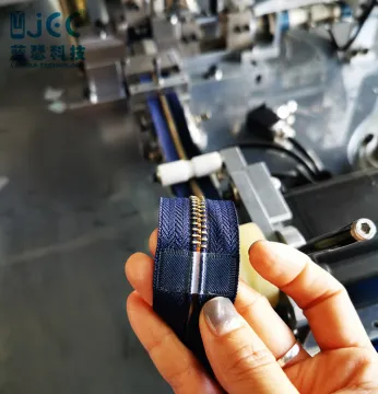 Full Automatic Metal Zipper Ultrasonic Film Welding Machine