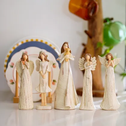 Wholesale European Angel Statues: Motherly Love, Woodcut Designs, Resin Bears Hugging Characters - Celebration Souvenirs