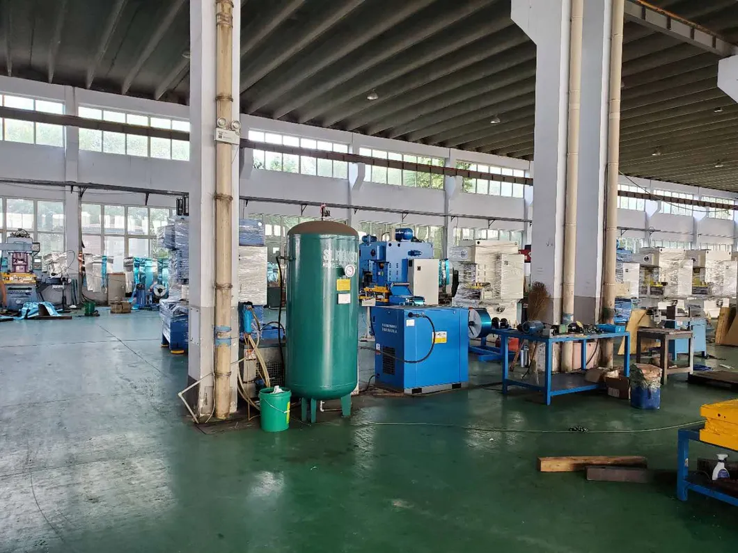 증발기를 위한 직업적인 고속 구멍을 뚫는 유형 H 탄미익 압박 선 기계