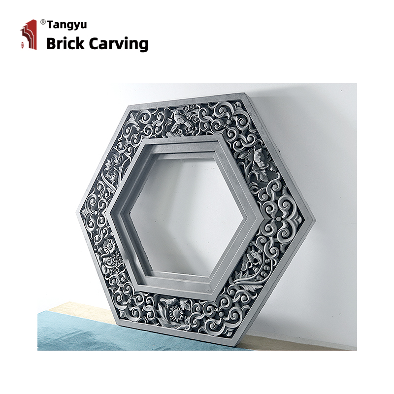 Hexagonal hollow window