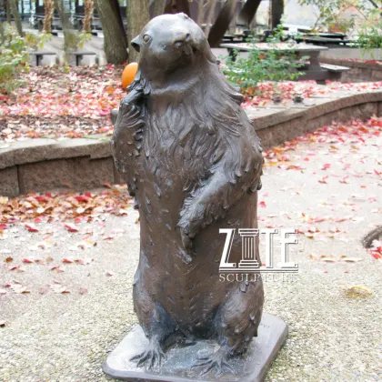 Outdoor park metal brass animal statue bronze beaver sculpture