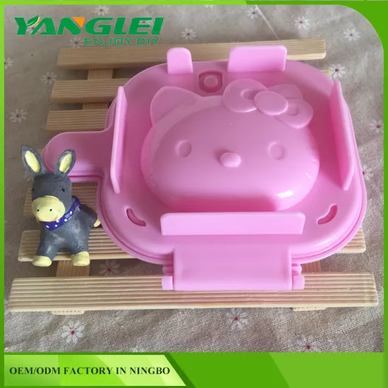 Plastic hello kitty sandwich cutter