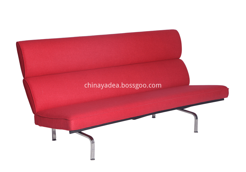 Classic-Eames-Sofa-Compact