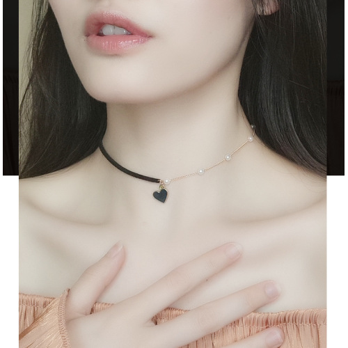 Wholesale fashion Valentine's Heart Pearl Chain necklace