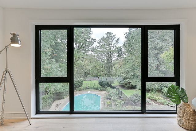High quality aluminum window profiles engineered for commercial project thermal insulation