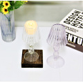 Lampe de table en verre transparent