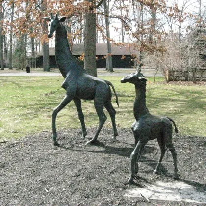 Hot sale outdoor home decoration life size bronze giraffe statue