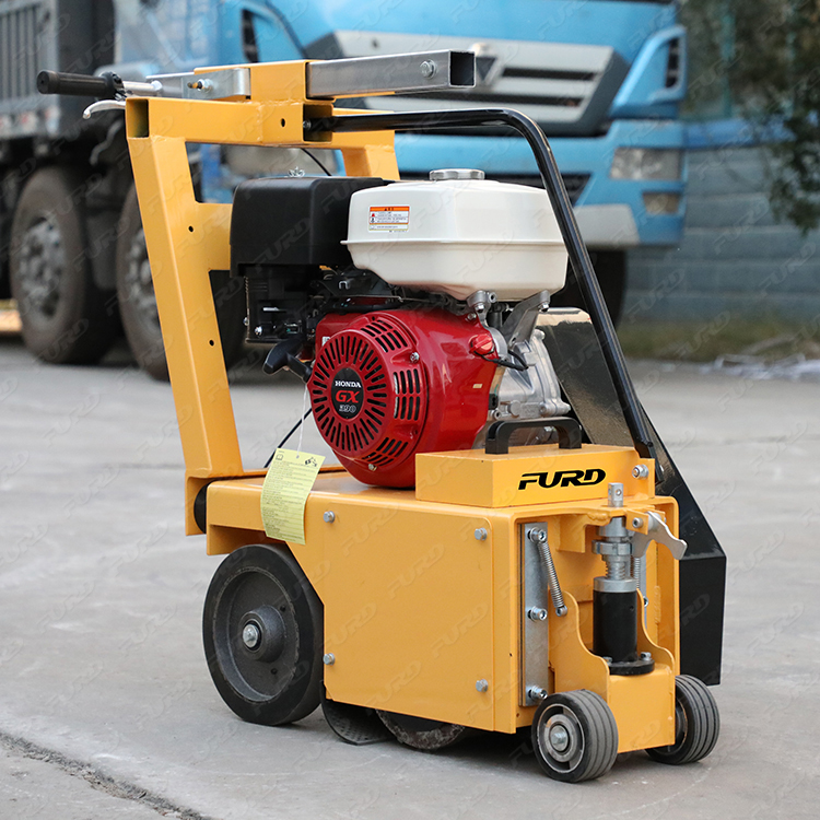 Easy operation 250mm small concrete road milling machine