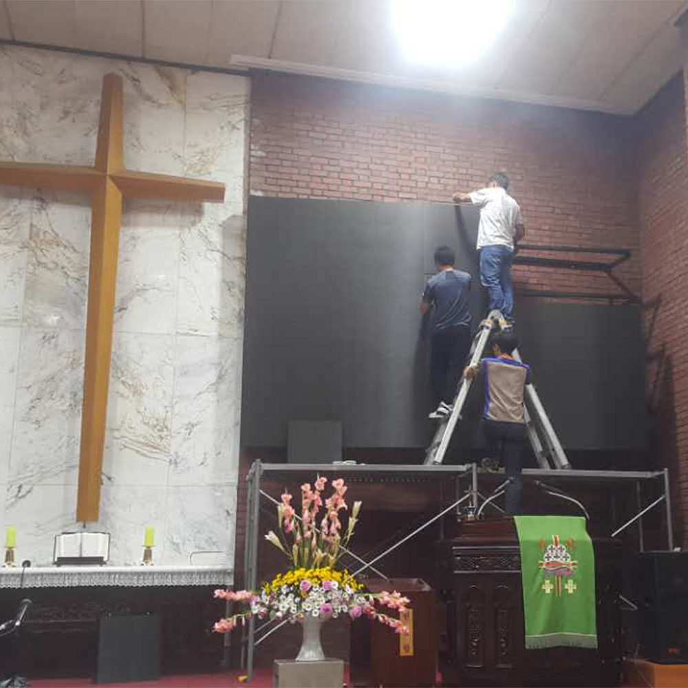 church led screen