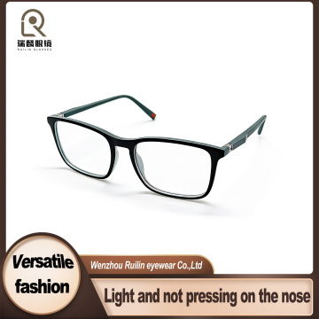 Molduras infantis com logotipo personalizado feitas com moldagem por injeção