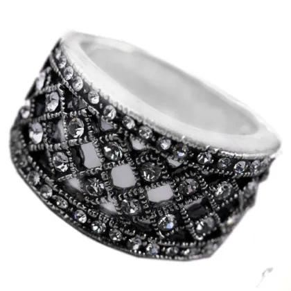 Latest Custom Made Two Tone Ring With Sterling Silver Imitation Diamond Ring
