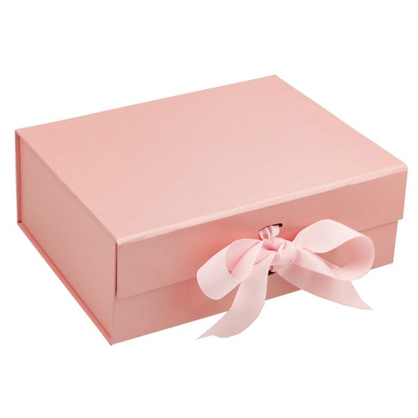 Luxury Cardboard Wholesale Packaging Boxes for Clothes