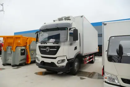 Dongfeng trucks meat transport refrigerated truck