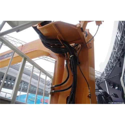 Se vende camión con grúa