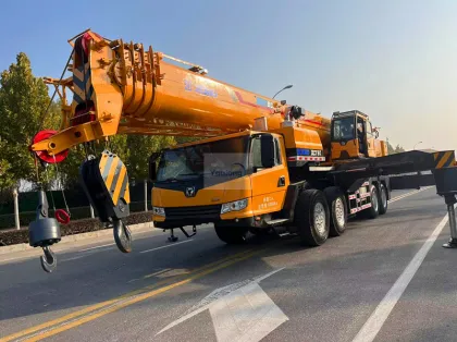 XCMG XCT80 truck crane