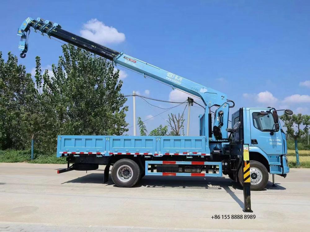 Crane Truck 1 Jpg