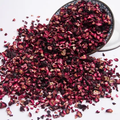 Dried Cranberries and Freeze-Dried Fruits: 100% Natural Snack Options