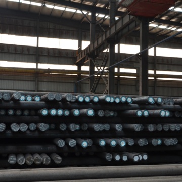 Barras redondas de aleación laminadas en caliente para uso industrial.