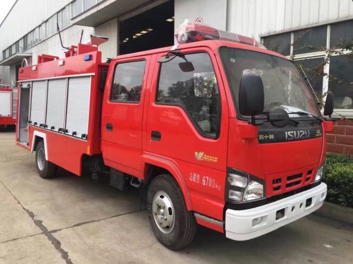 Isuzu 2ton Fire Truck 4