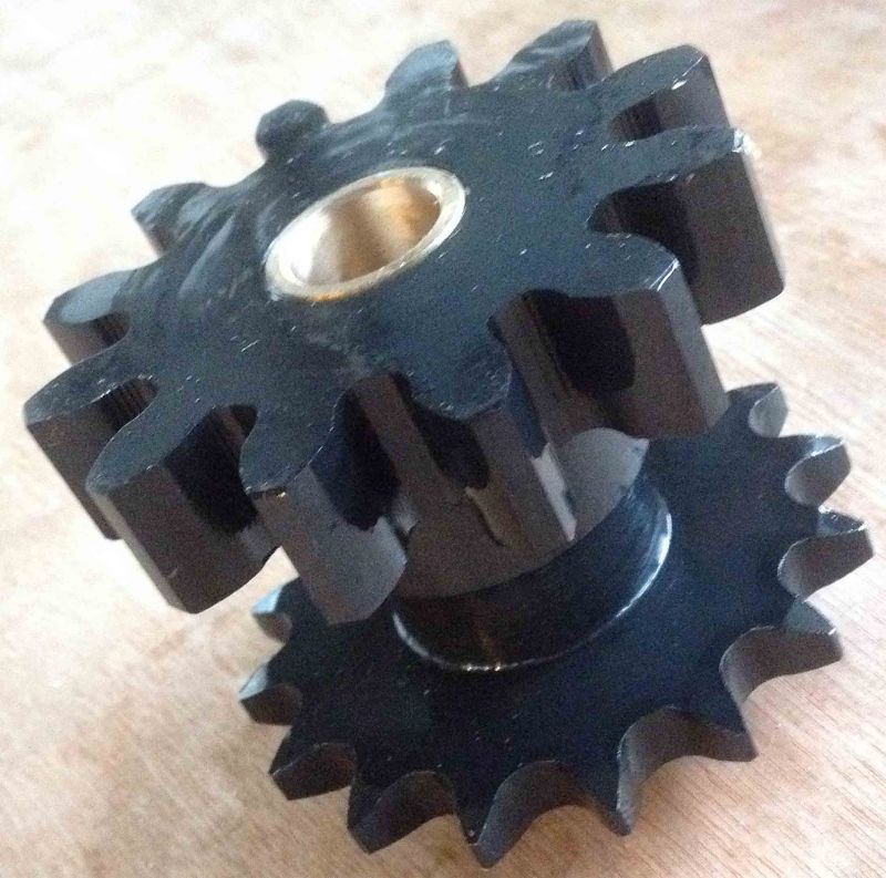 The Combinatin of Sprocket and Spur Gear with Copper Brush