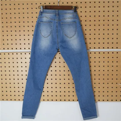 Women's cuffed hem skinny