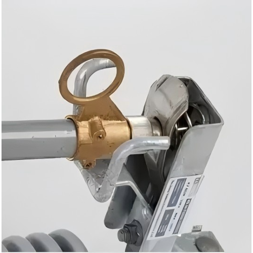 O fusível de porcelana corta alta tensão