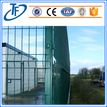 2018 Welded Wire Mesh Fence with Trangle Bends